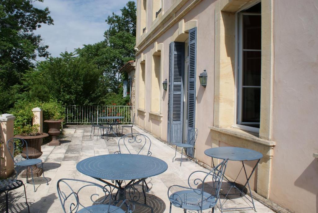 Chateau De Grenier Bed & Breakfast Saint-Leger  Bagian luar foto