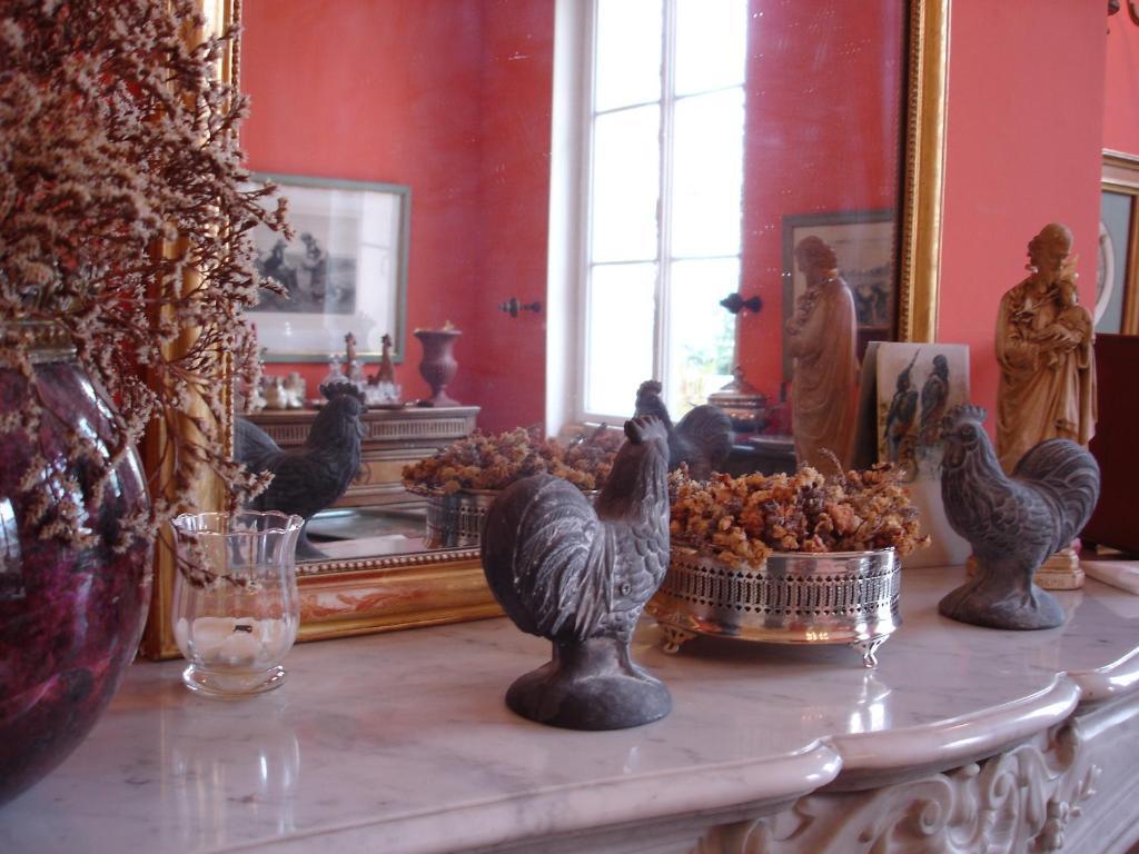 Chateau De Grenier Bed & Breakfast Saint-Leger  Bagian luar foto